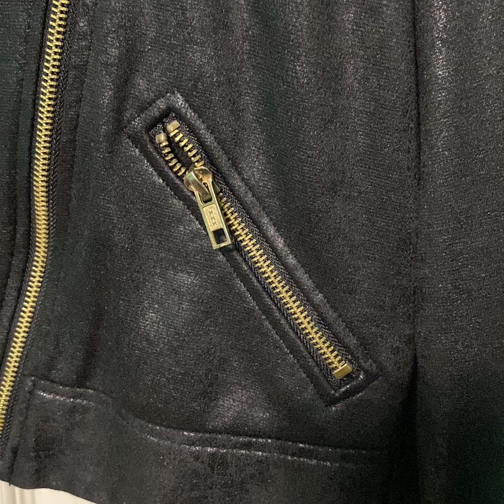 Crop Jacket - Picture 2 of 6
